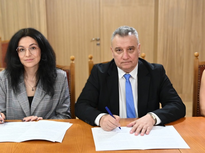 "Стандарт": Евроинс и УНСС ще си сътрудничат в практическо обучение на студентите в застраховането