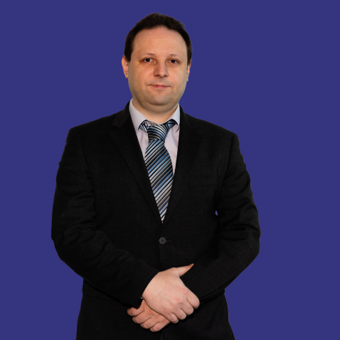 Иван Костов